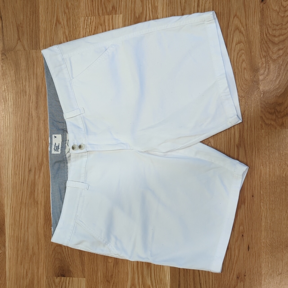 American Eagle Bermuda Shorts